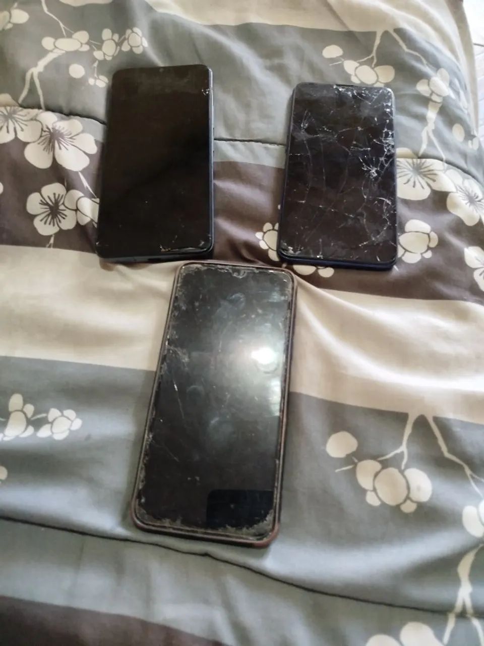 Celular para retirada de peças 