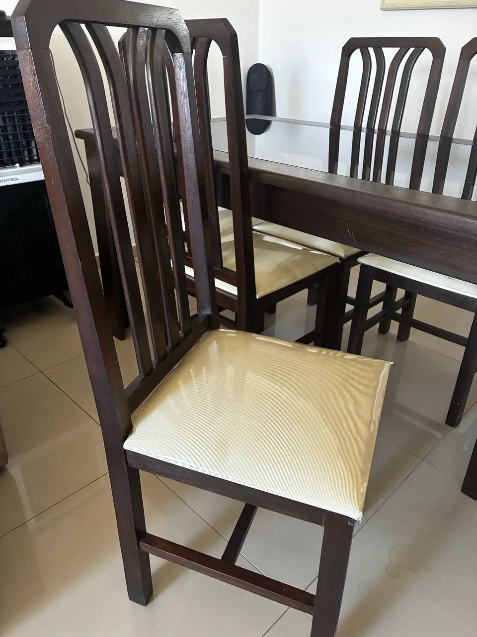 Mesa madeira maciça com 6 cadeiras - Foto 5