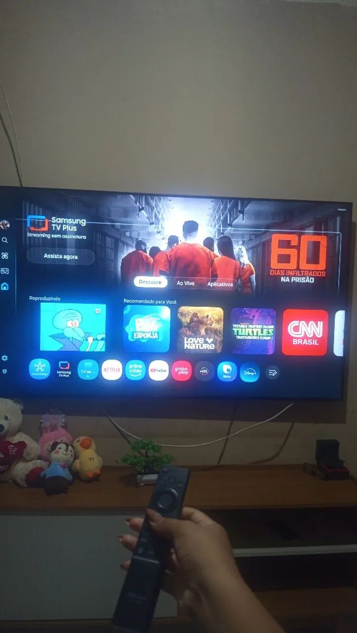 TV Smart 70 Polegadas 4K - Tela Gigante, Excelente Imagem  - Foto 4