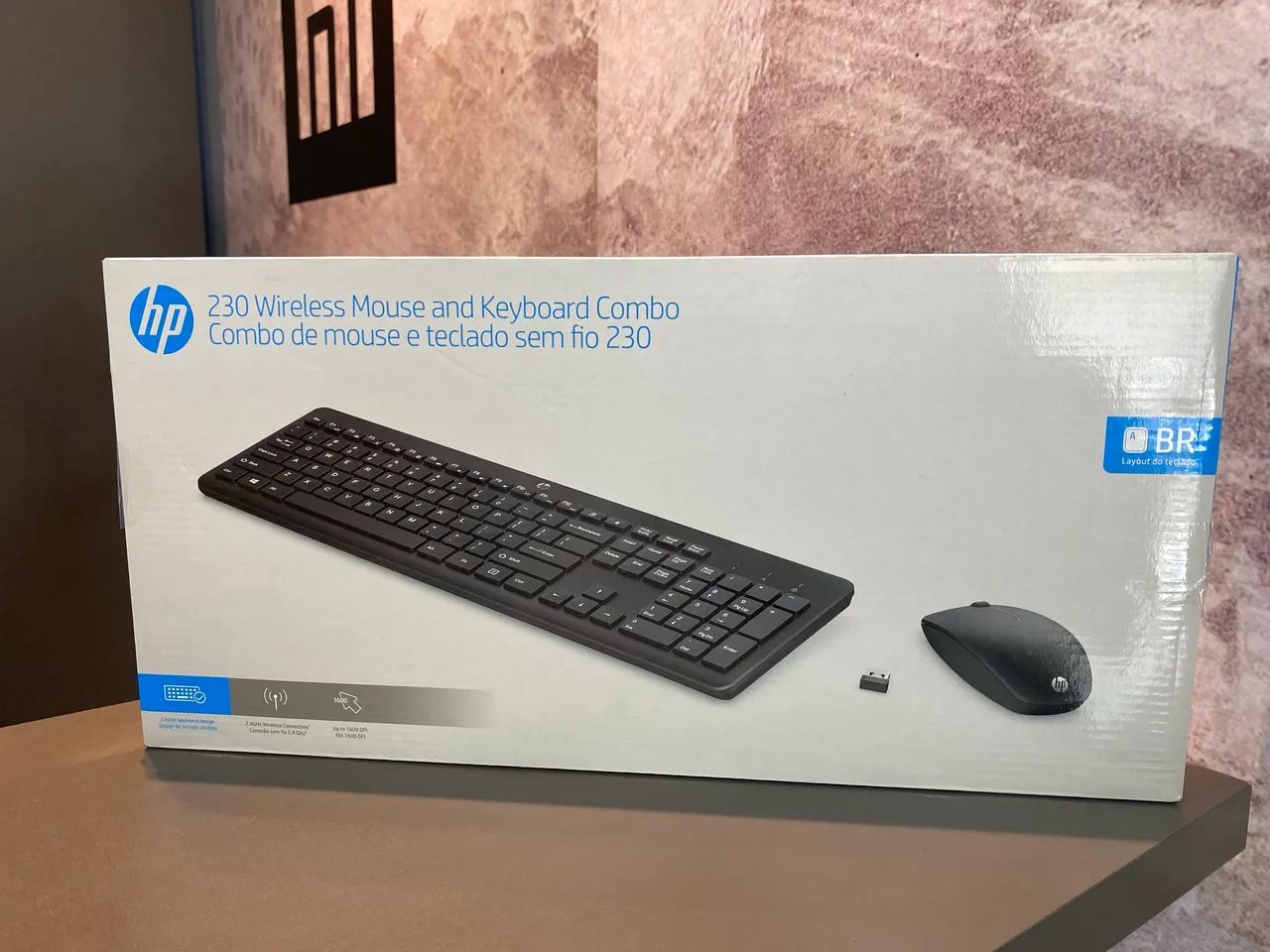 Teclado e Mouse HP sem Fio com Caps Lock Preto
