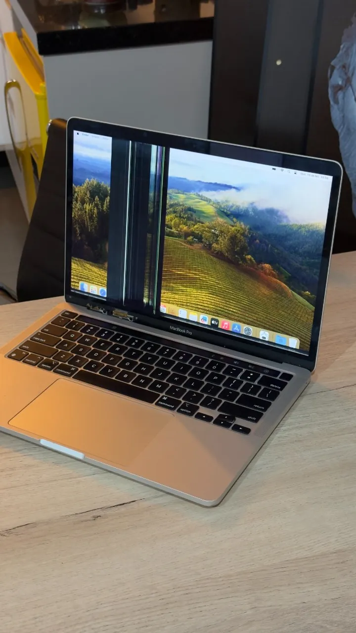 Macbook Pro 2019 (32GB Ram | Intel Core i9 | 512GB SSD | Radeon