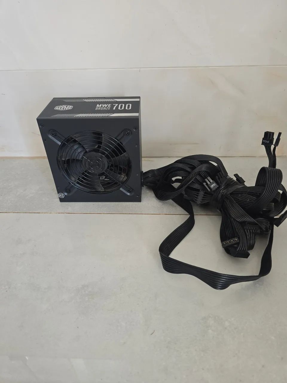 Fonte de computador cooler master 700w - Foto 5