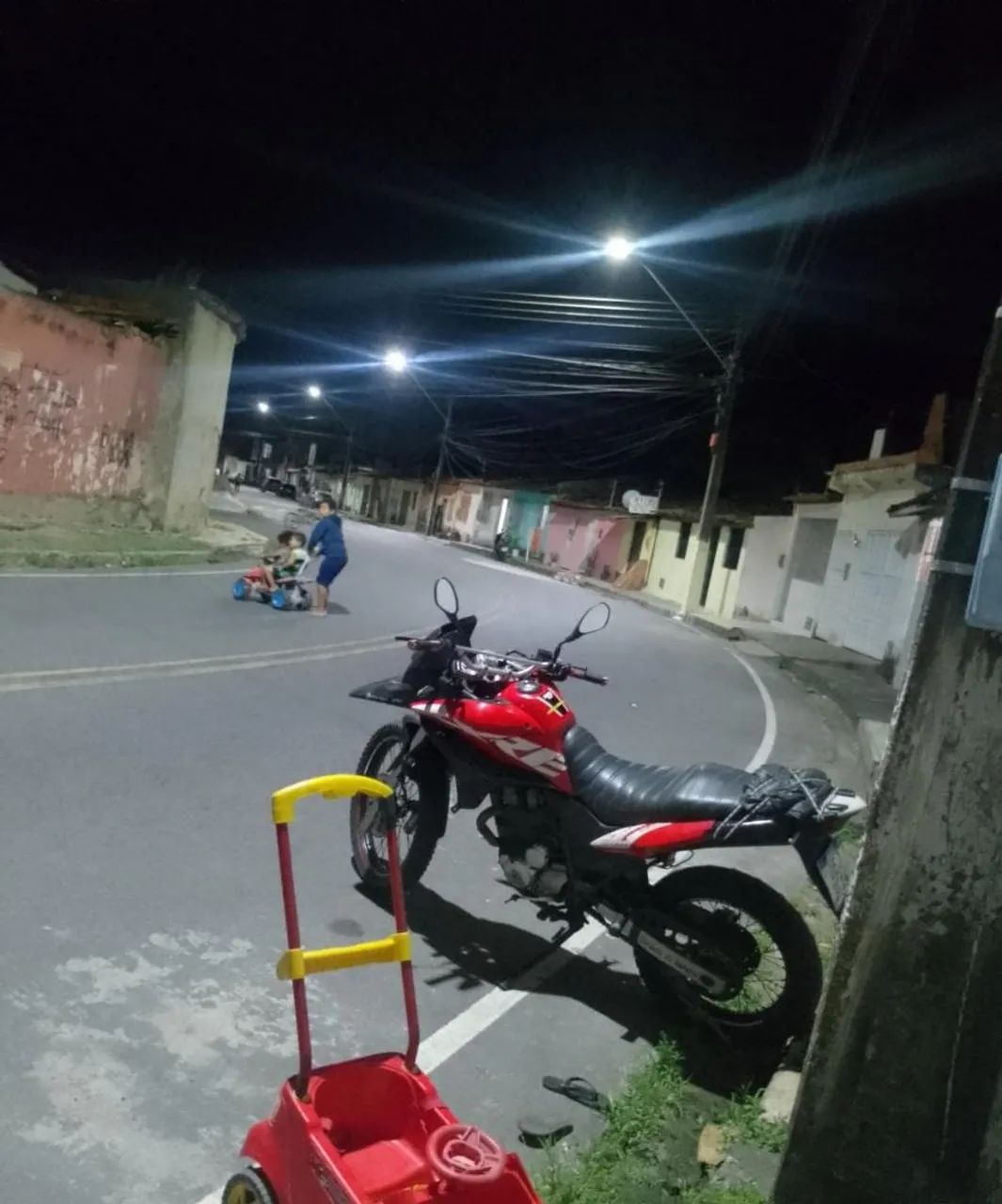 Vendo e troco por carro  - Foto 2