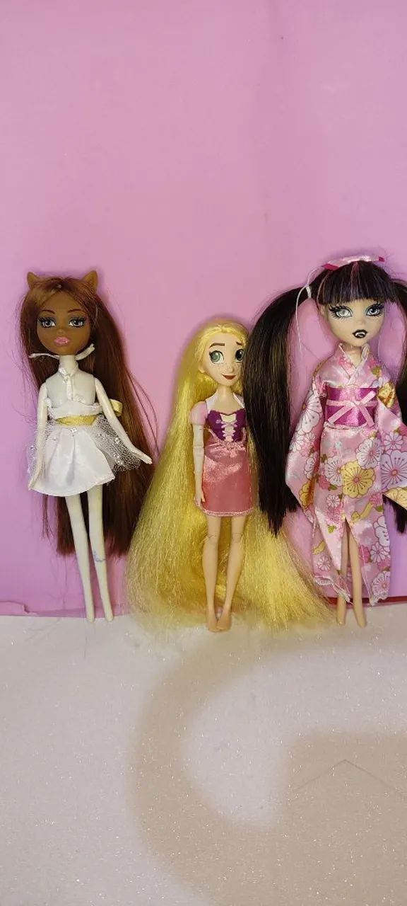 Lote de monstrinhas e Rapunzel 
