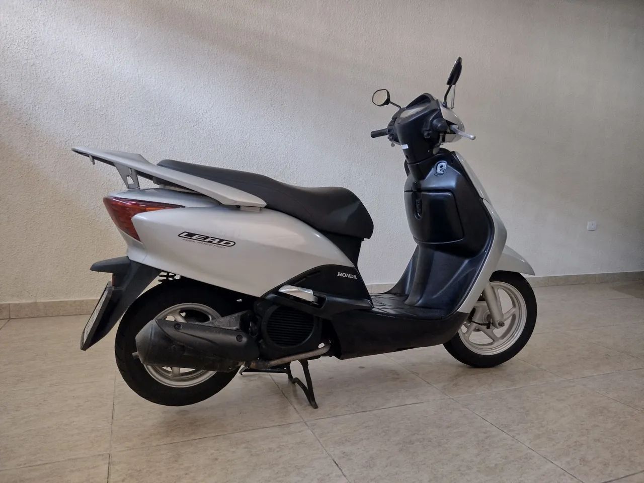Honda lead  - Foto 5