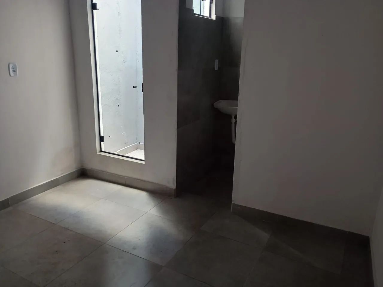 Aluga se kitnet 