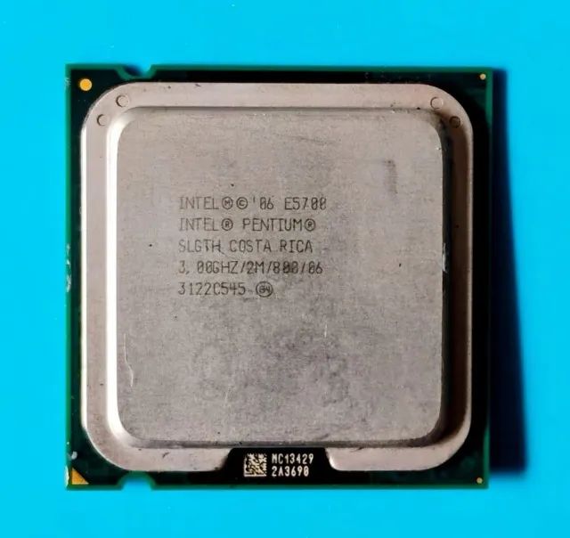 Processador Intel Pentium E5700 3.00GHz LGA775 Usado