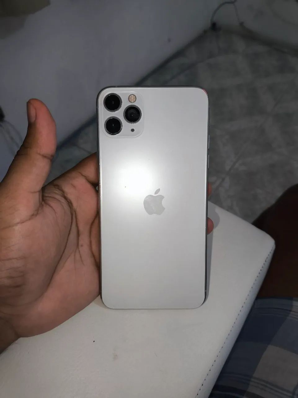 iPhone 11 Pro Max 256GB Branco - Perfeito  - Foto 2