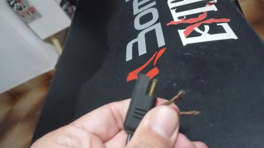 Caixa de som celada para carro modelo bomber Extremer - Foto 3