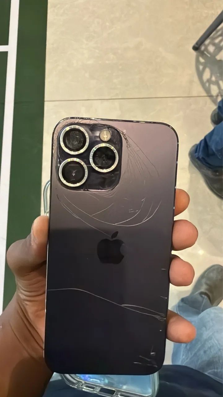 IPHONE 14 pro Max, tela e traseira precisa de concertos! - Foto 3