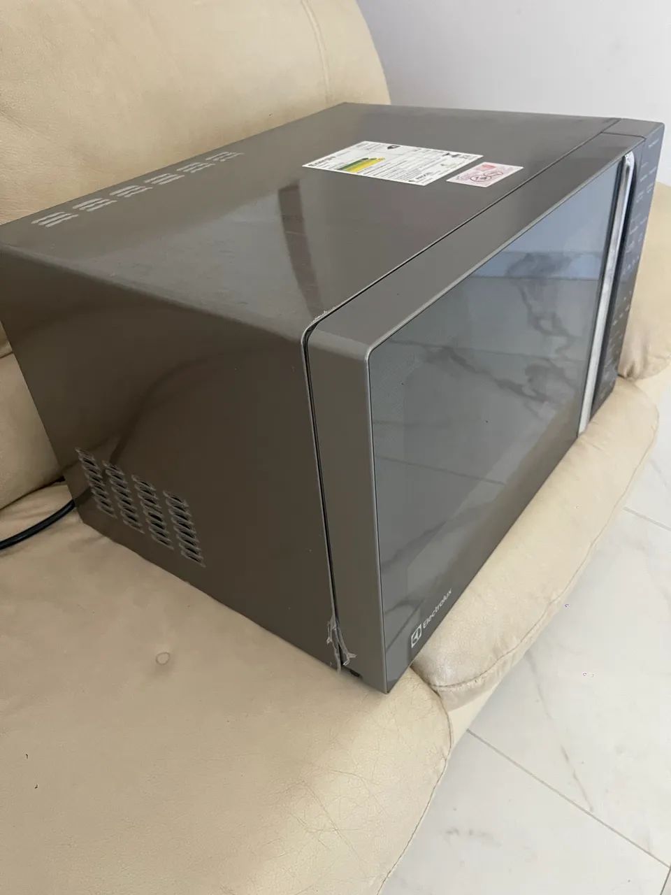 Microondas Eletrolux ME36S 127v  - Foto 2