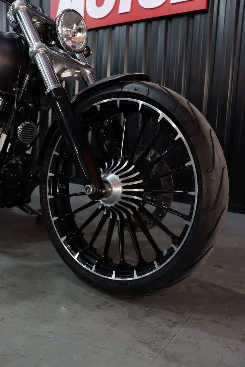 HARLEY-DAVIDSON BREAKOUT ? 16/17 - Foto 5