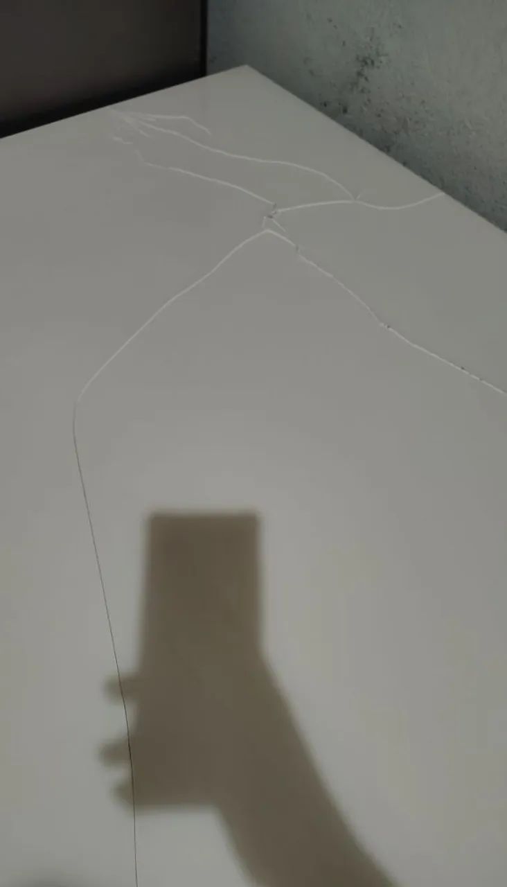 Mesa de Jantar Branca com Vidro ? com avaria - Foto 2