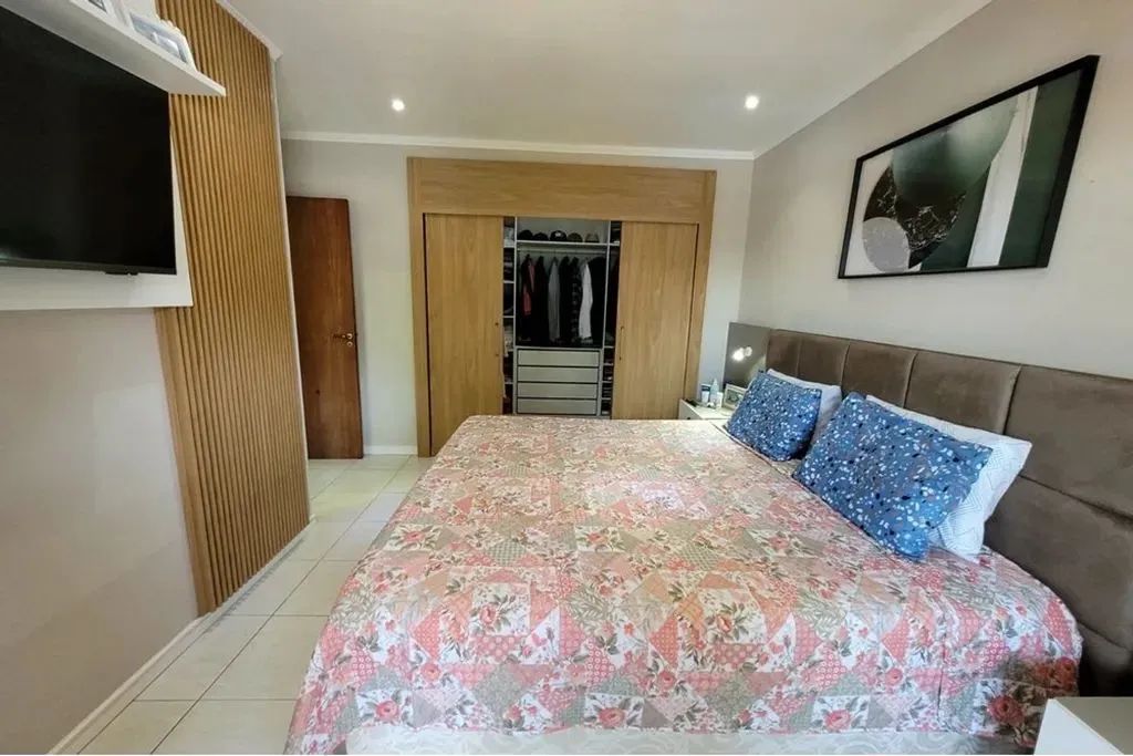 Casa em Santa Isabel - Foto 9
