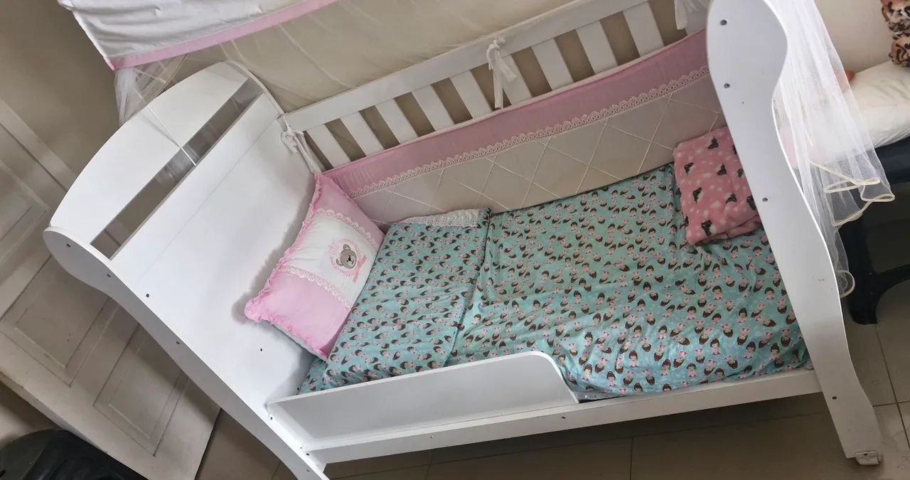Berço que vira cama com colchão  - Foto 2