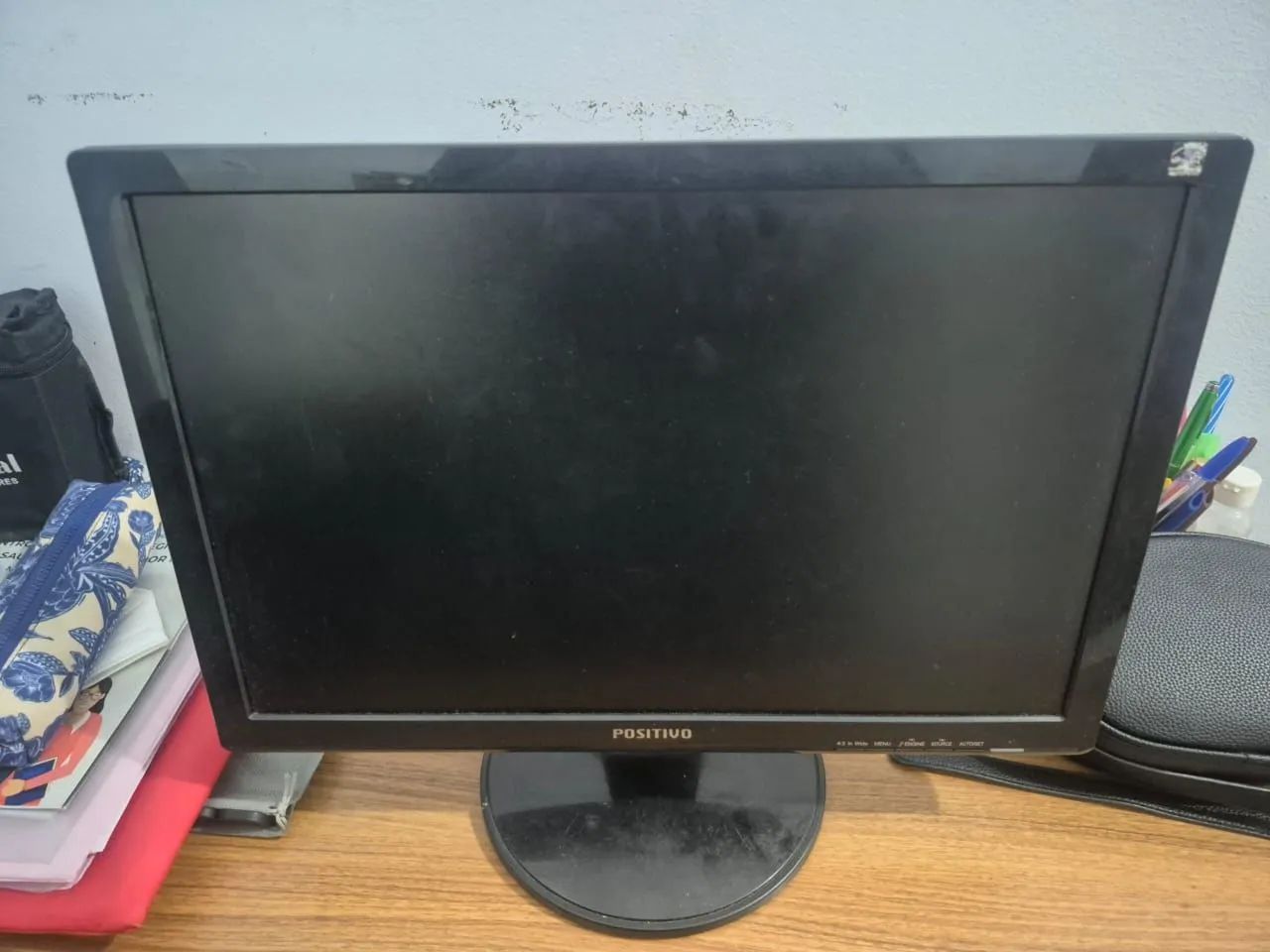 Monitor POSITIVO - 19 POL