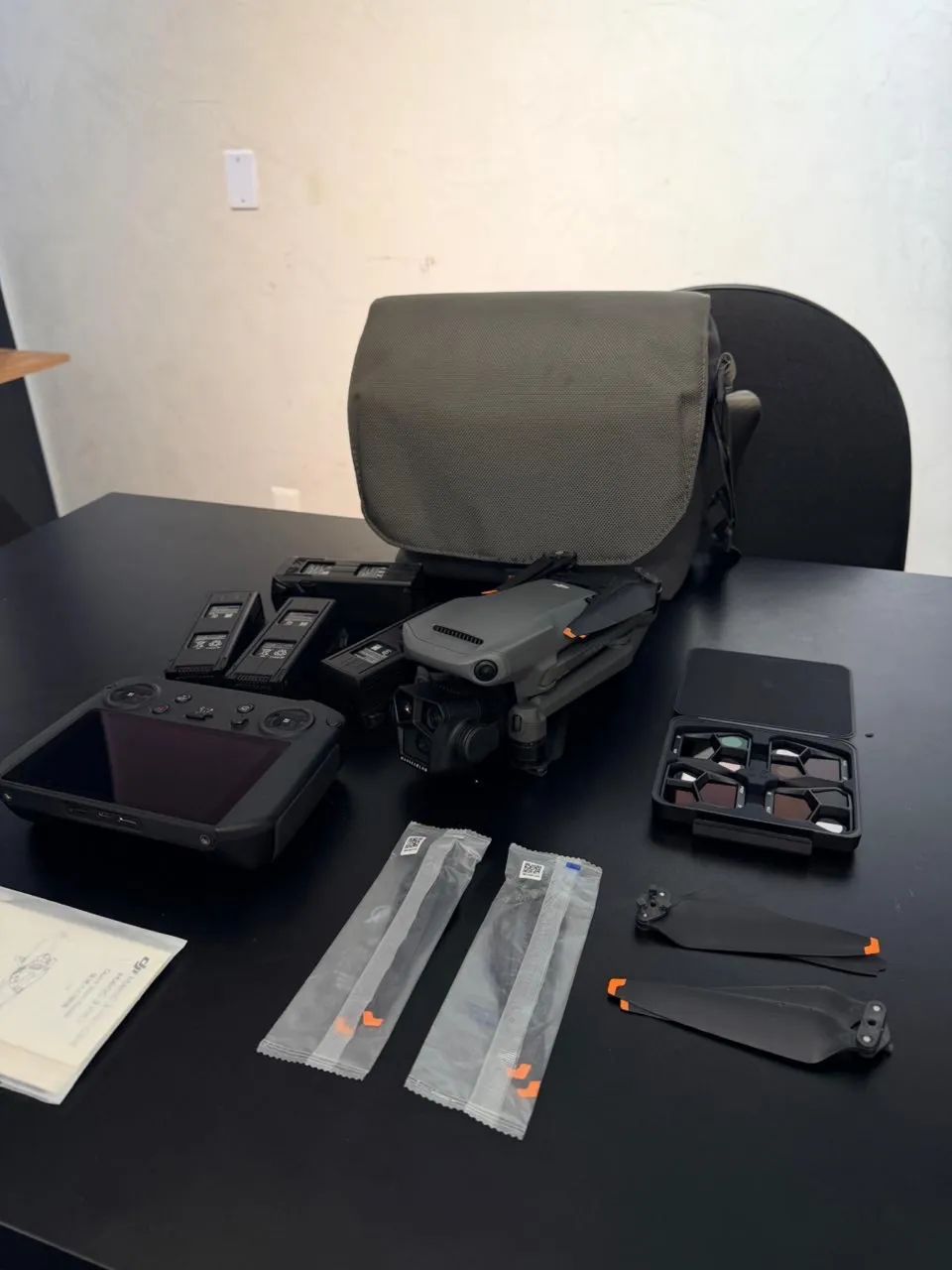 Drone DJI Mavic 3 Pro - Foto 2