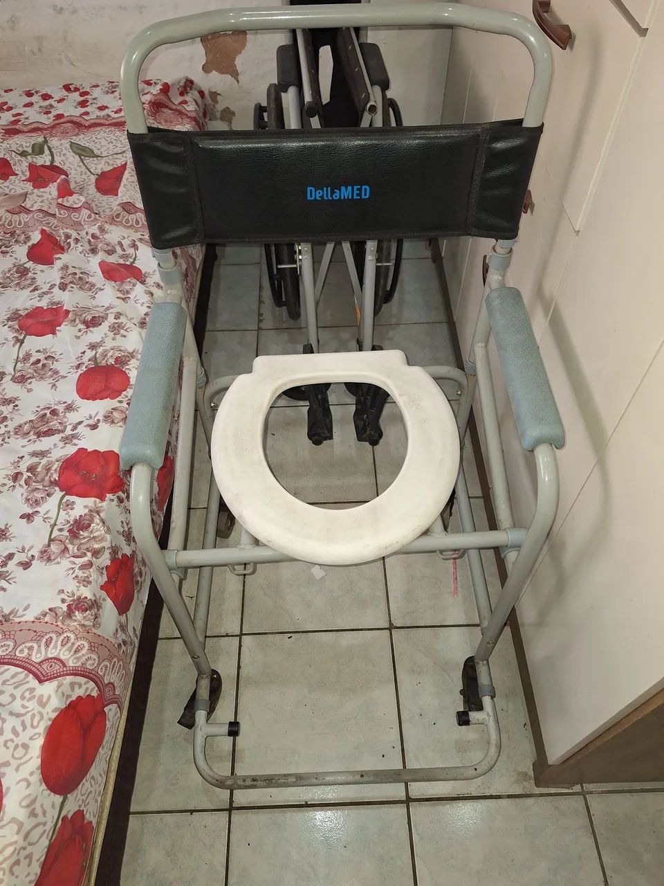 Cadeiras de rodas - Foto 4