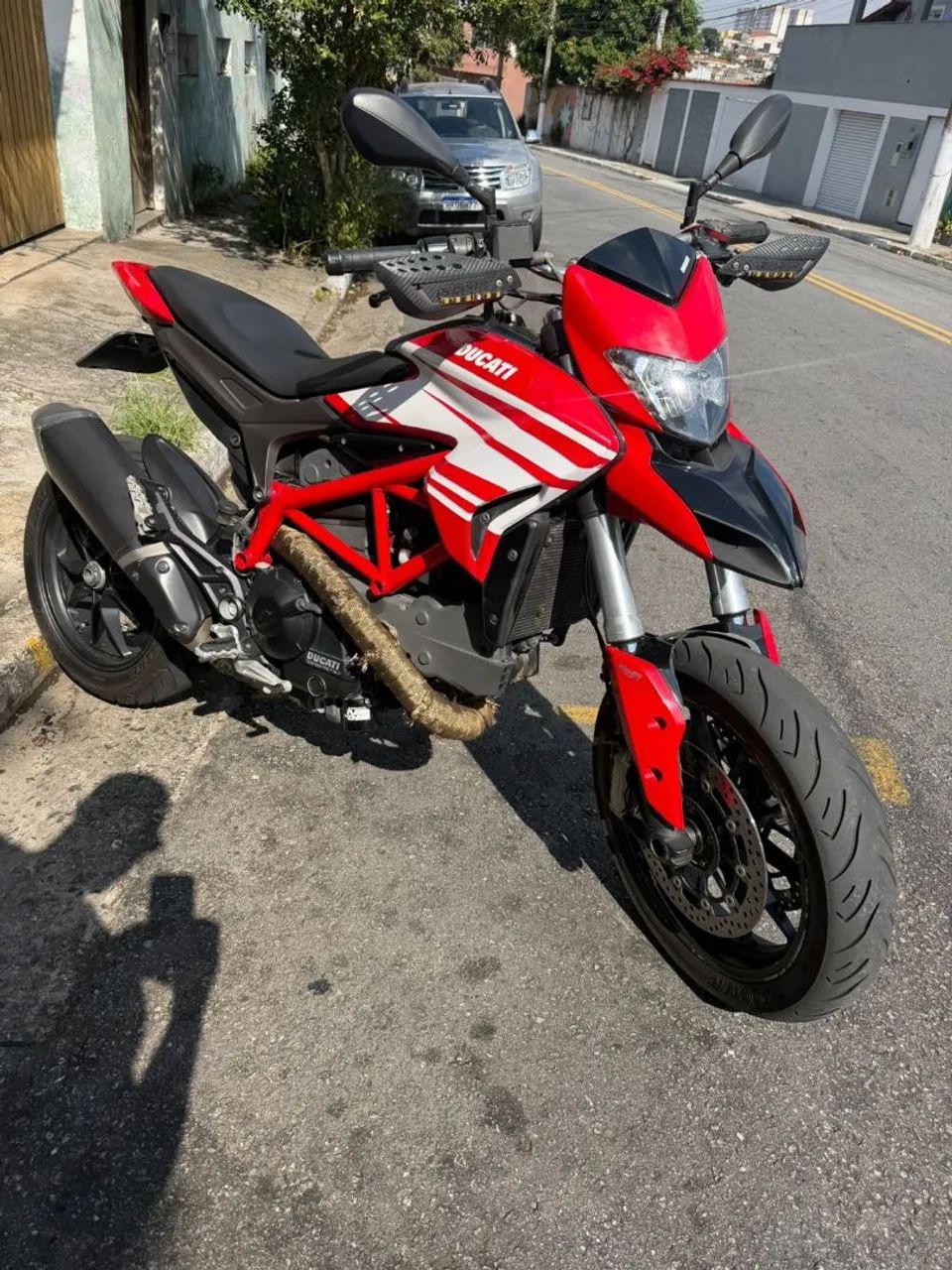 Ducati 823 - Foto 2