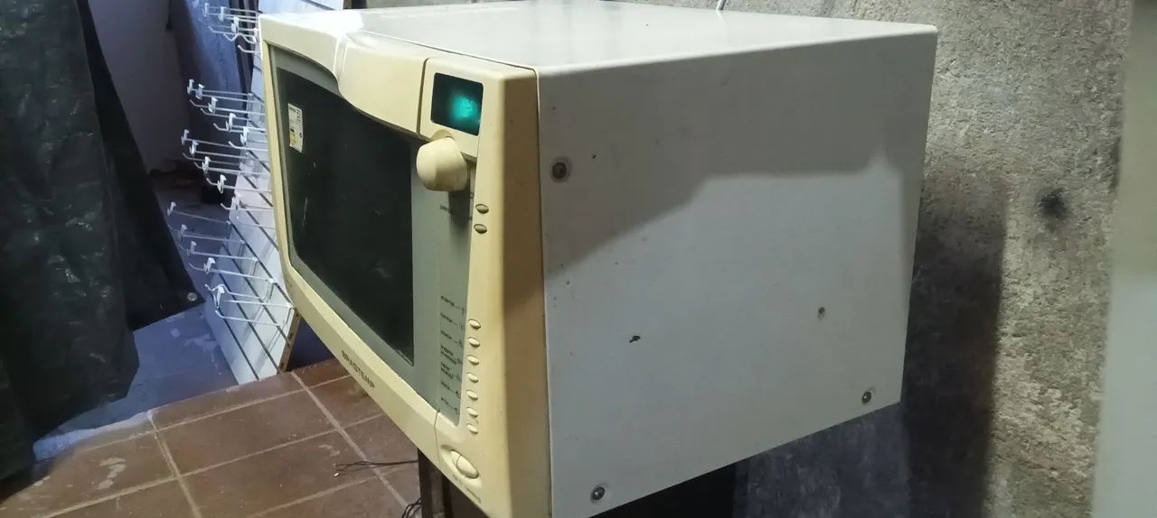 MICROONDAS SEM O PRATO FUNCIONANDO NORMAL  - Foto 2