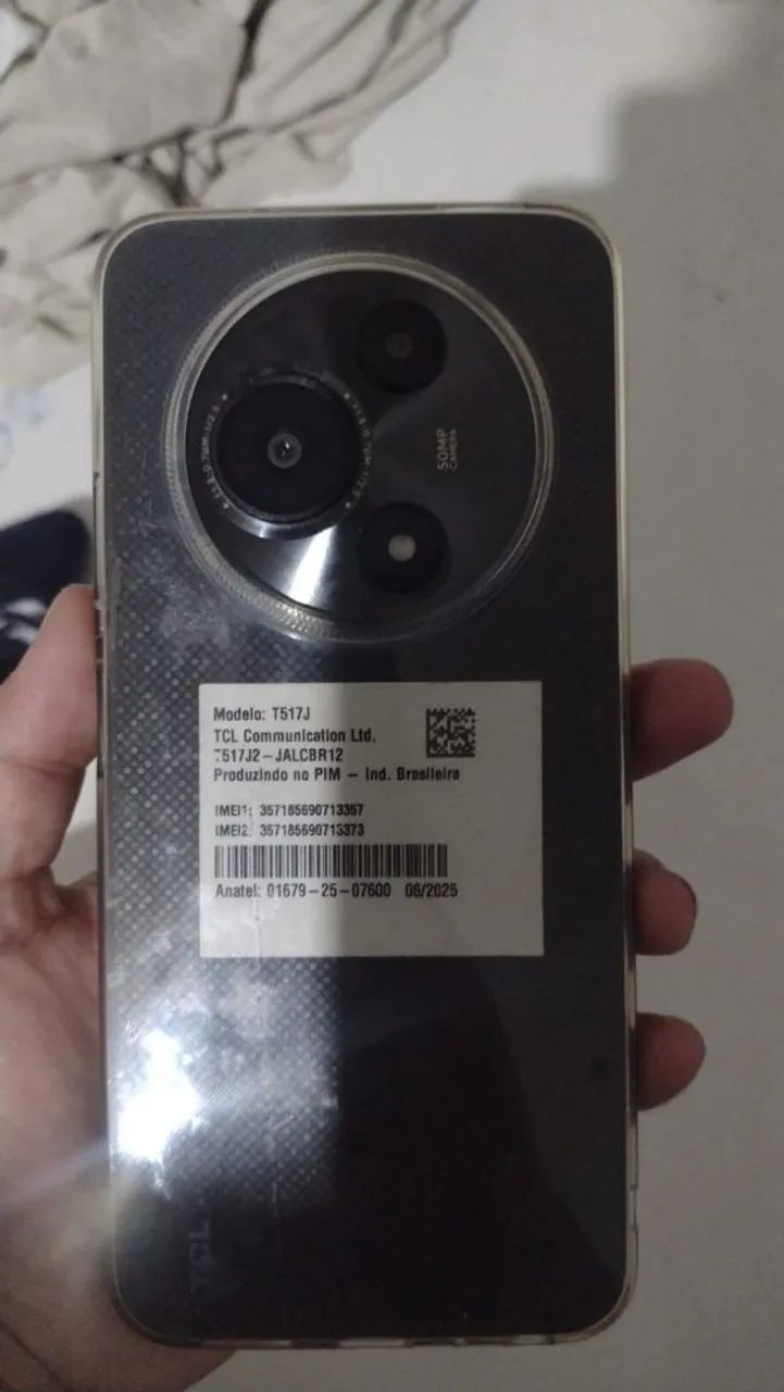 Celular tcl60