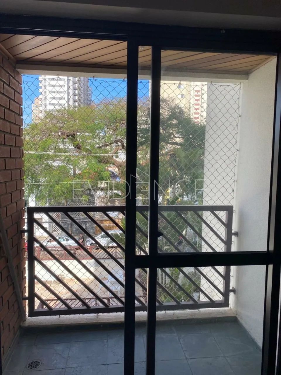 Apartamento metro Tatuapé.