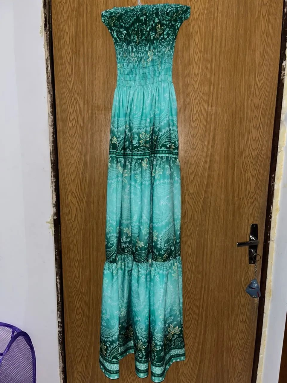 Vestido Longo Com Lastex e Camadas Estampa Verde