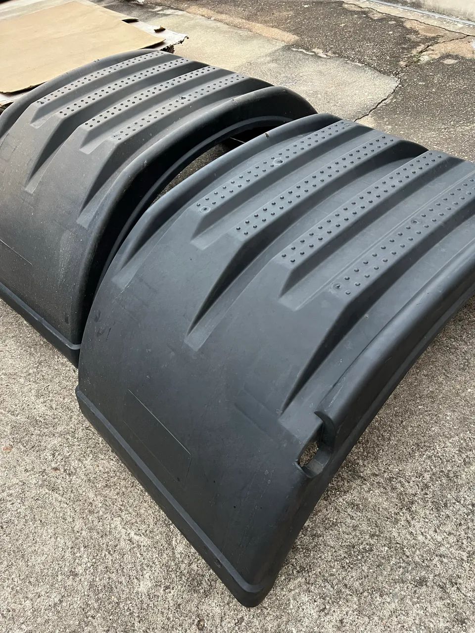 Para Lama Plast Injetado Compativel Carreta Randon Universal