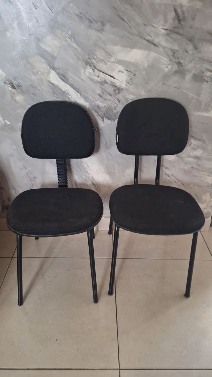 Vendo, cadeira para escritório, as 2 por 60,00 