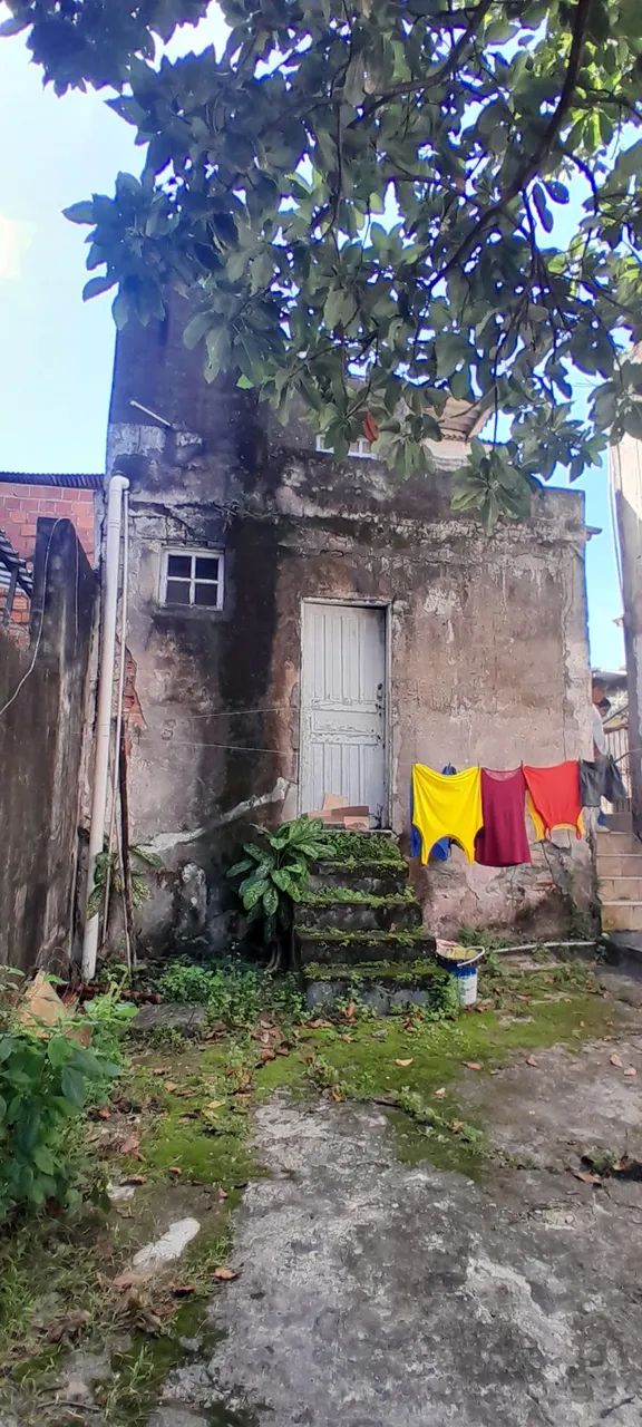 Terreno com edificação em Brotas 
