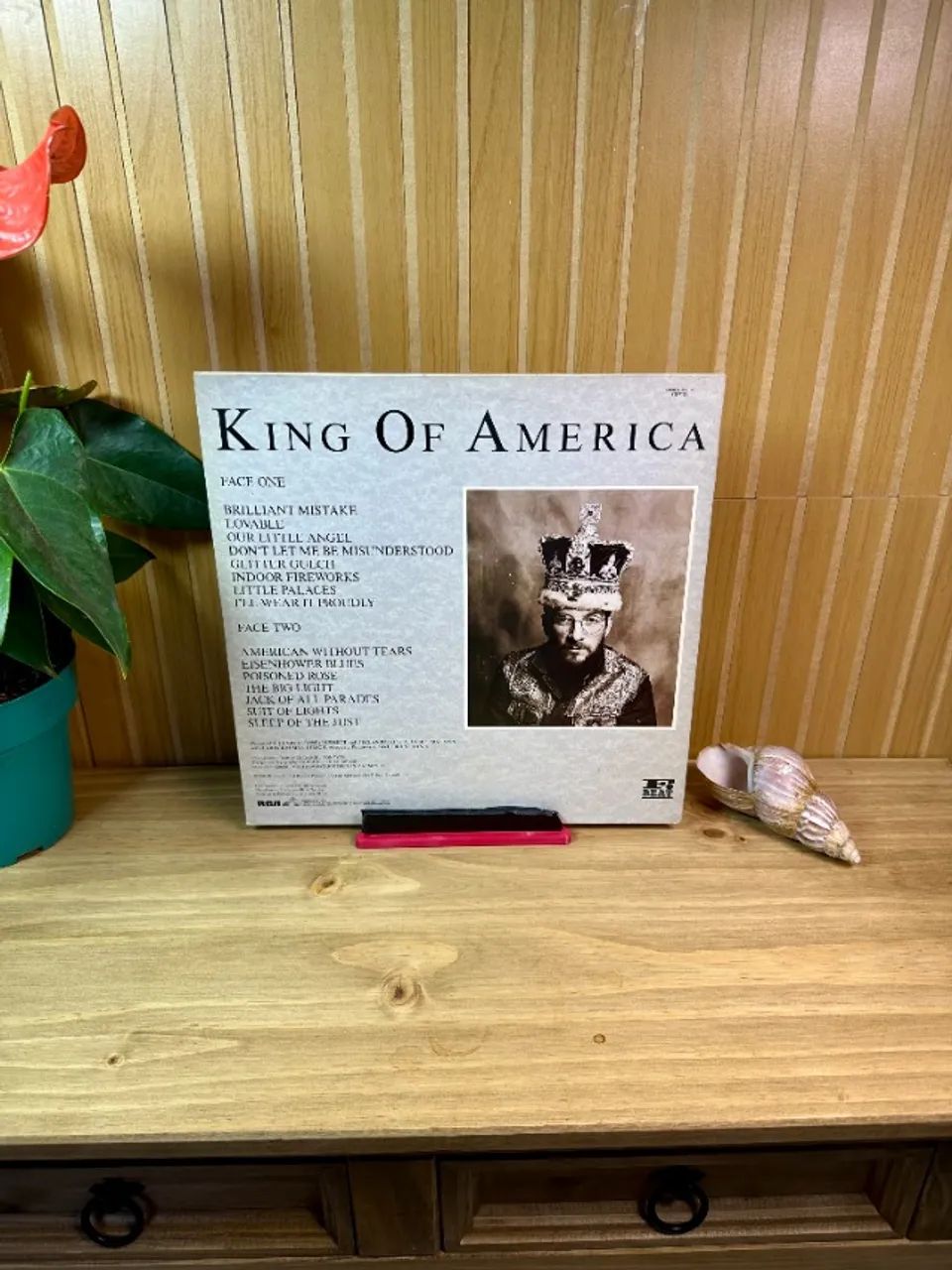 LP Elvis Costello - King Of America (Importado) - Foto 2