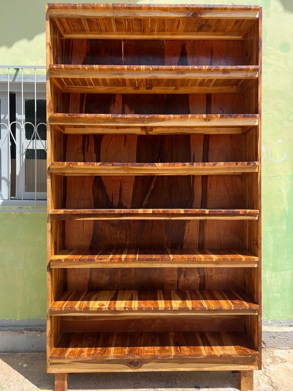 Armário GIGANTE para comércio 