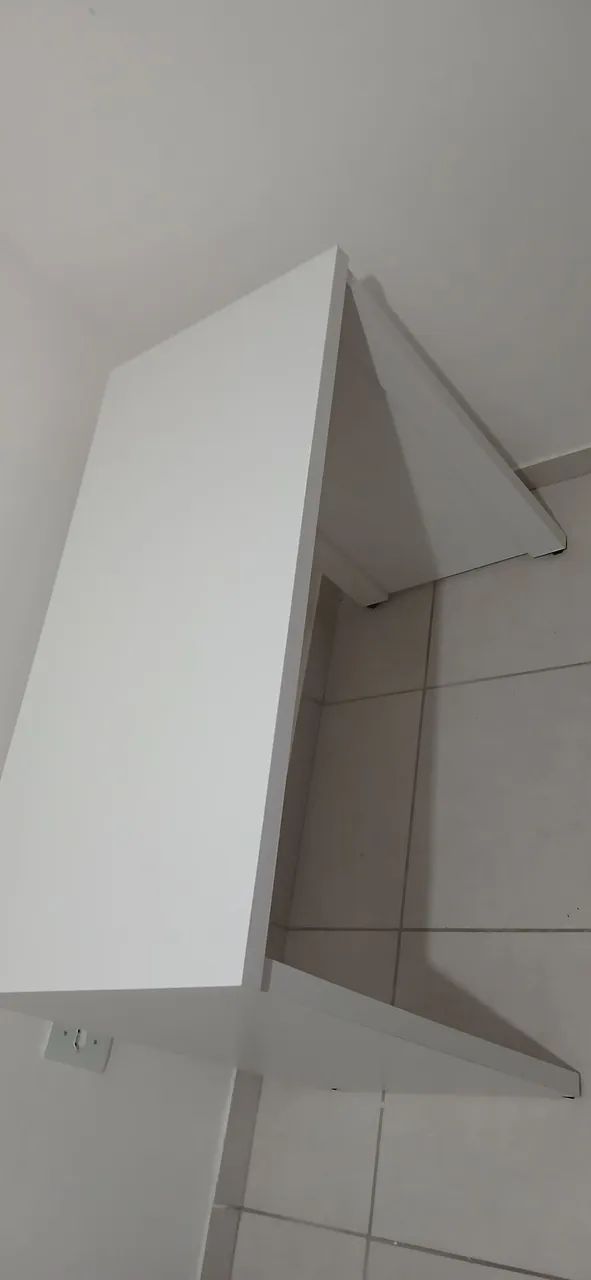 Mesa em mdf : Tamanho 1m X 45cm