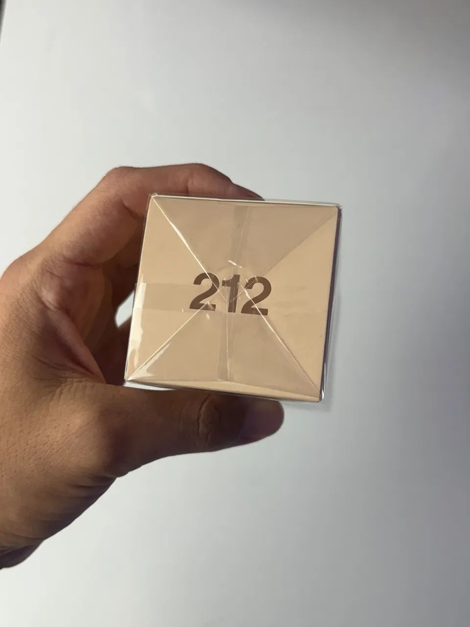 Perfume 212 VIP Rose 80 ml  - Foto 5