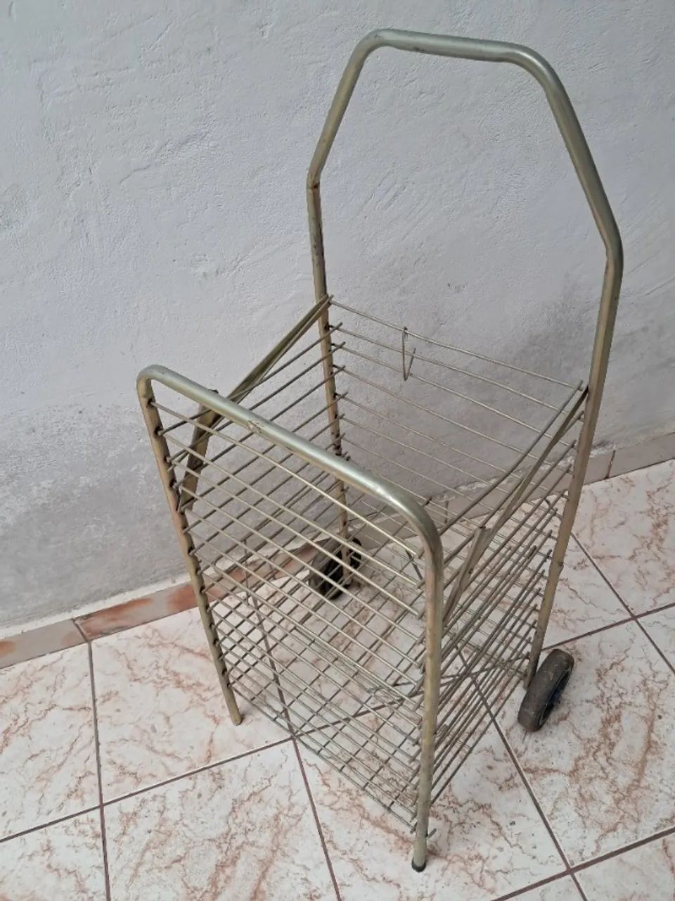 carrinho de feira de metal - Foto 3