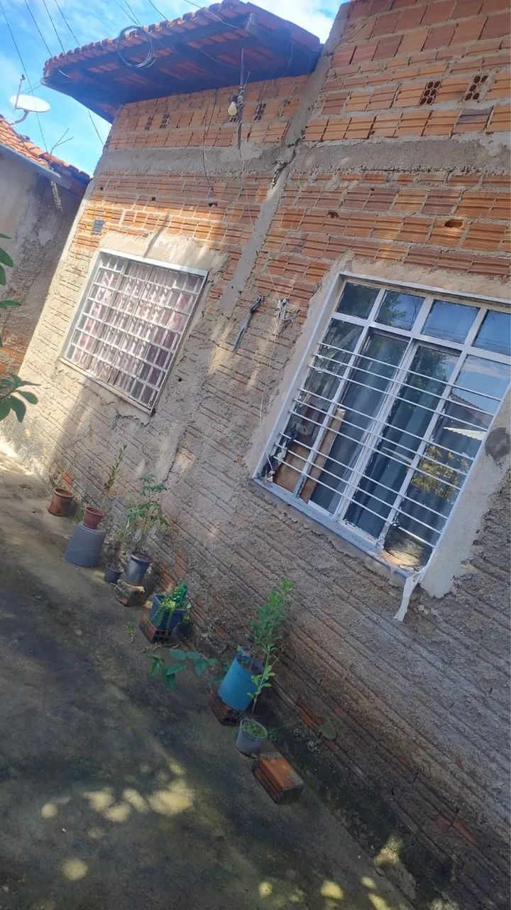 Vendo casa, com 2 kit Net no lote. - Foto 5