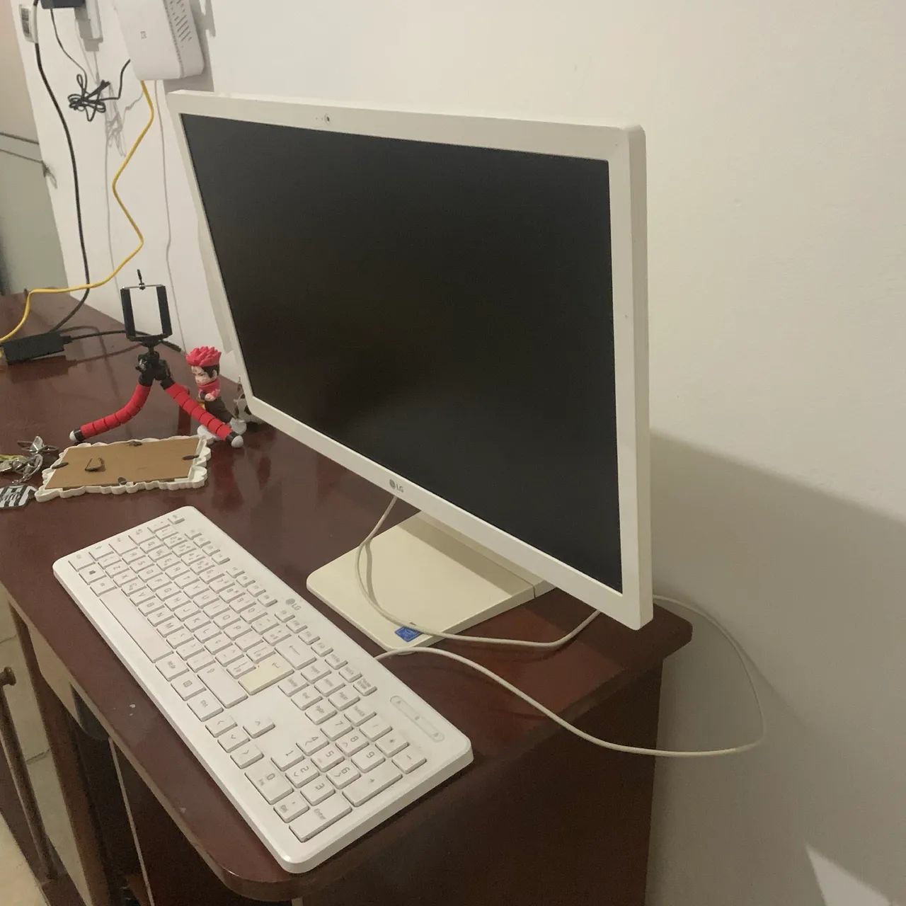 Computador All In One LG Celeron  - Foto 2