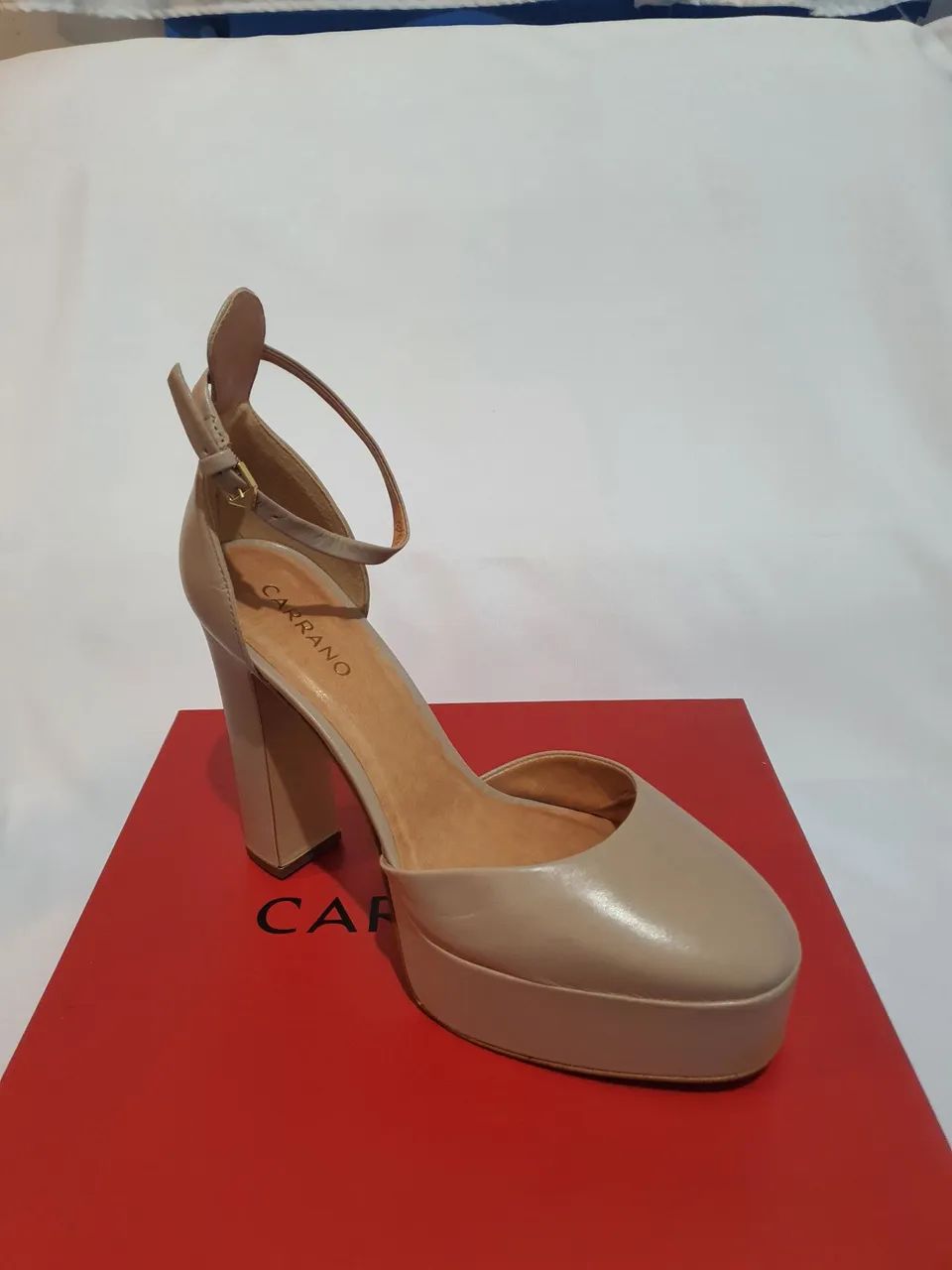 SAPATO CARRANO TAM 38