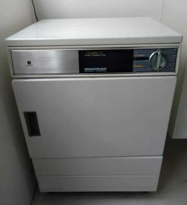 SECADORA BRASTEMP COMPACTA AUTOMÁTICA - MUITO CONSERVADA