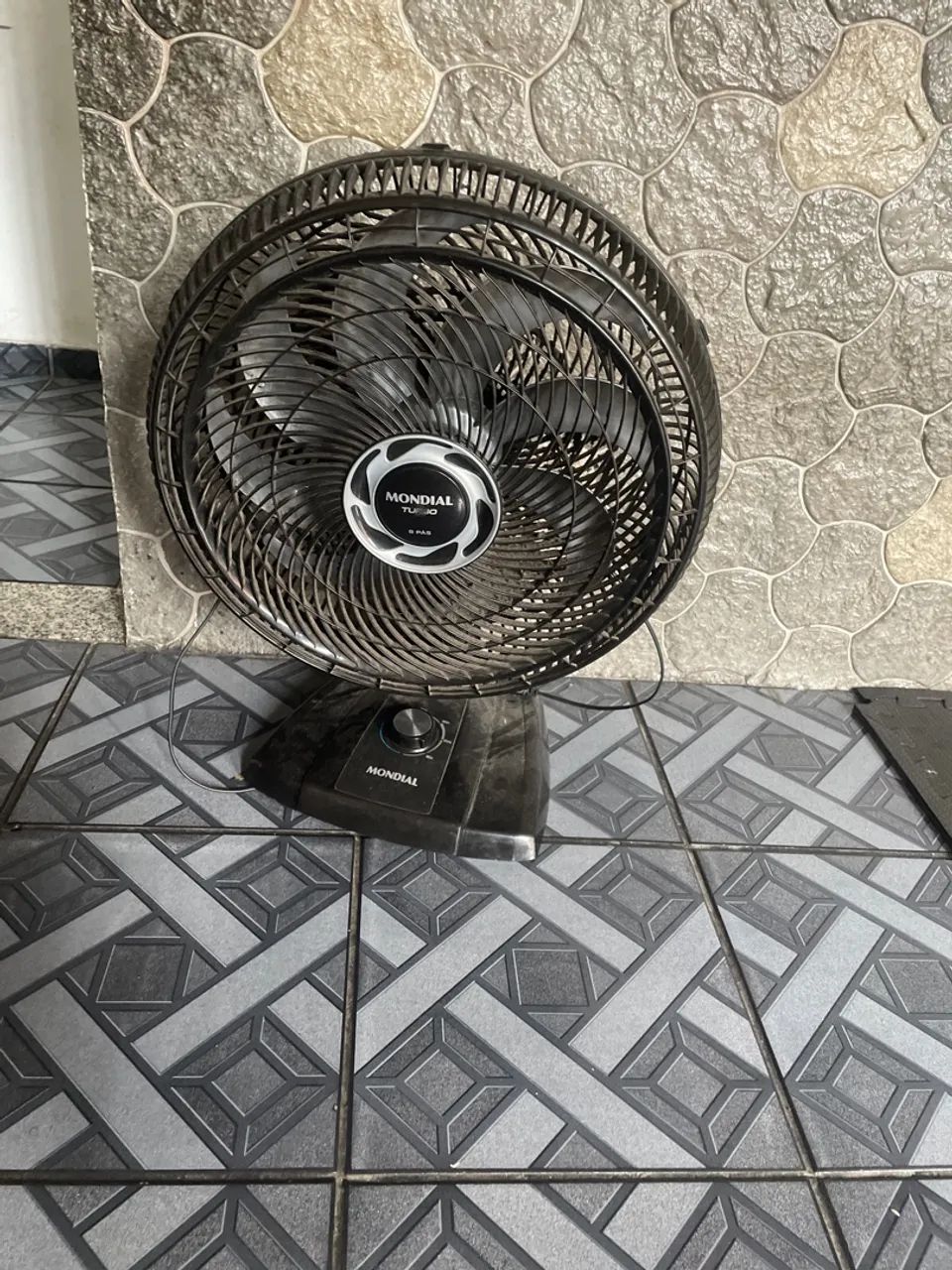 Ventilador mondial usado  - Foto 2