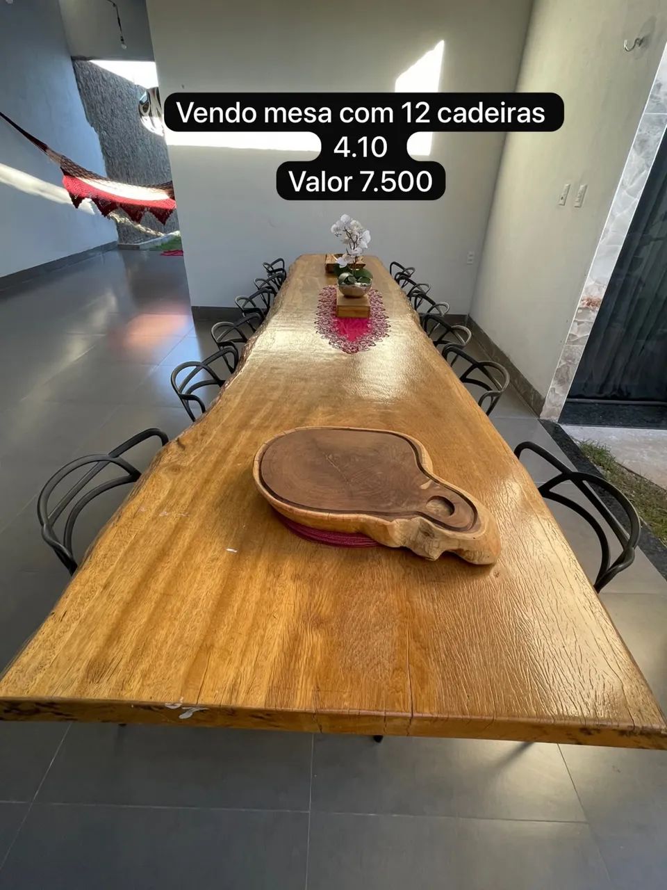 Vendo mesa madeira 4.10 oportunidade com 12 cadeiras  - Foto 4