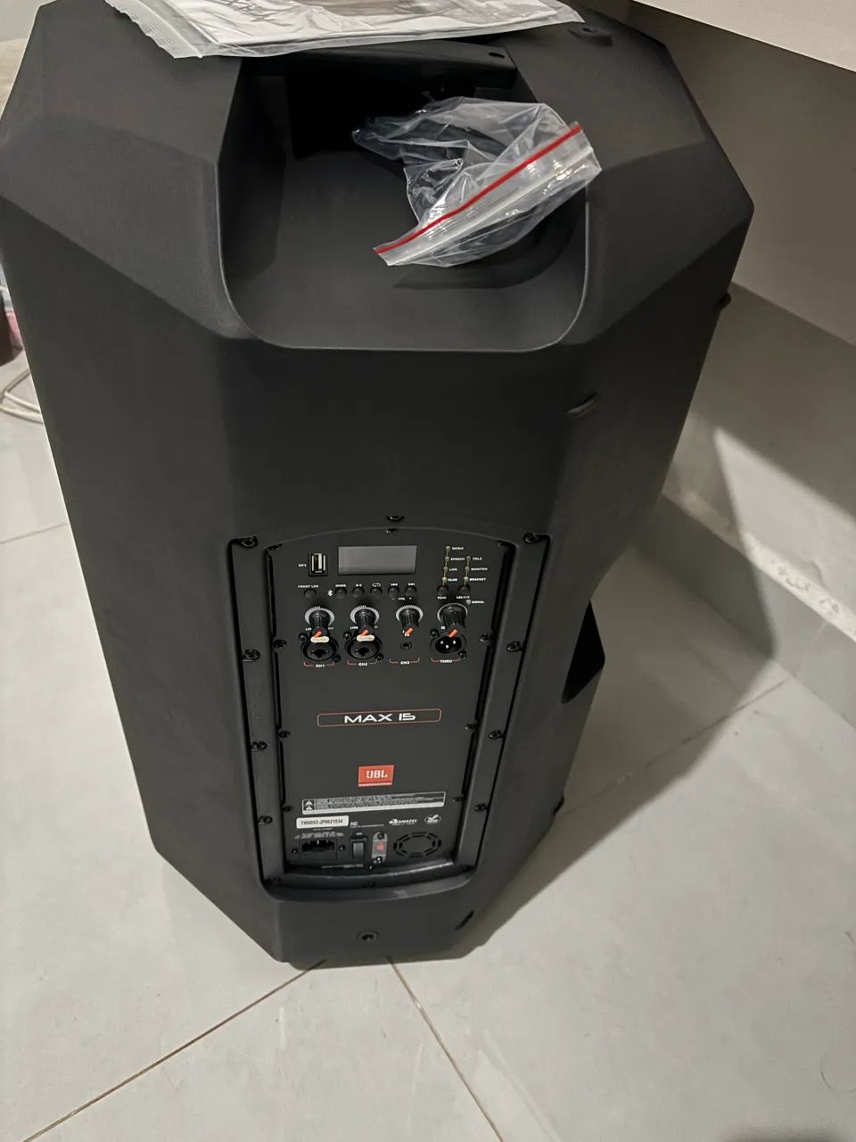 JBL max15