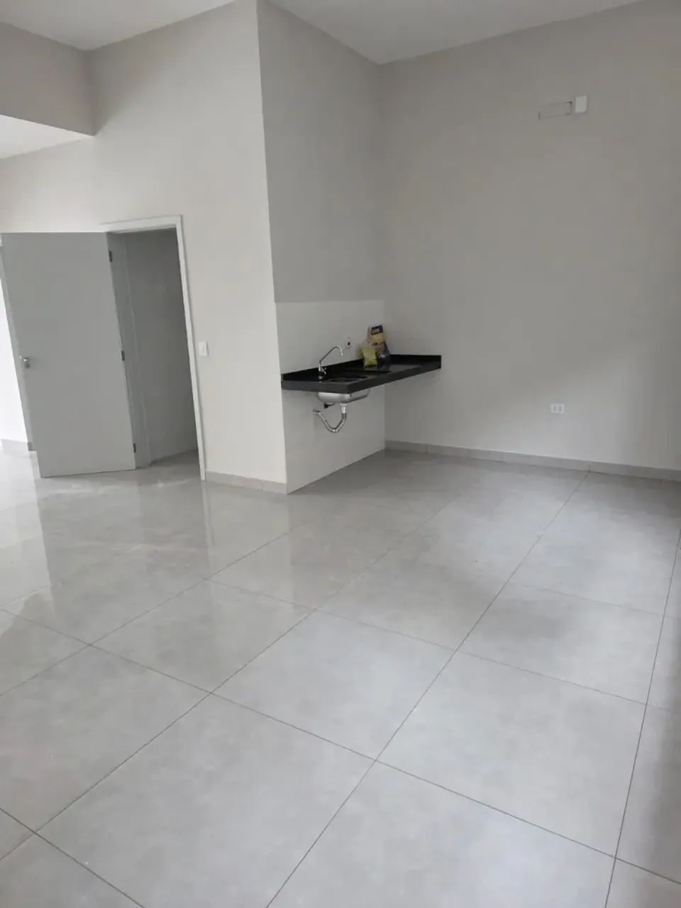 Ponto Comercial no Centro de São Roque! - Foto 2