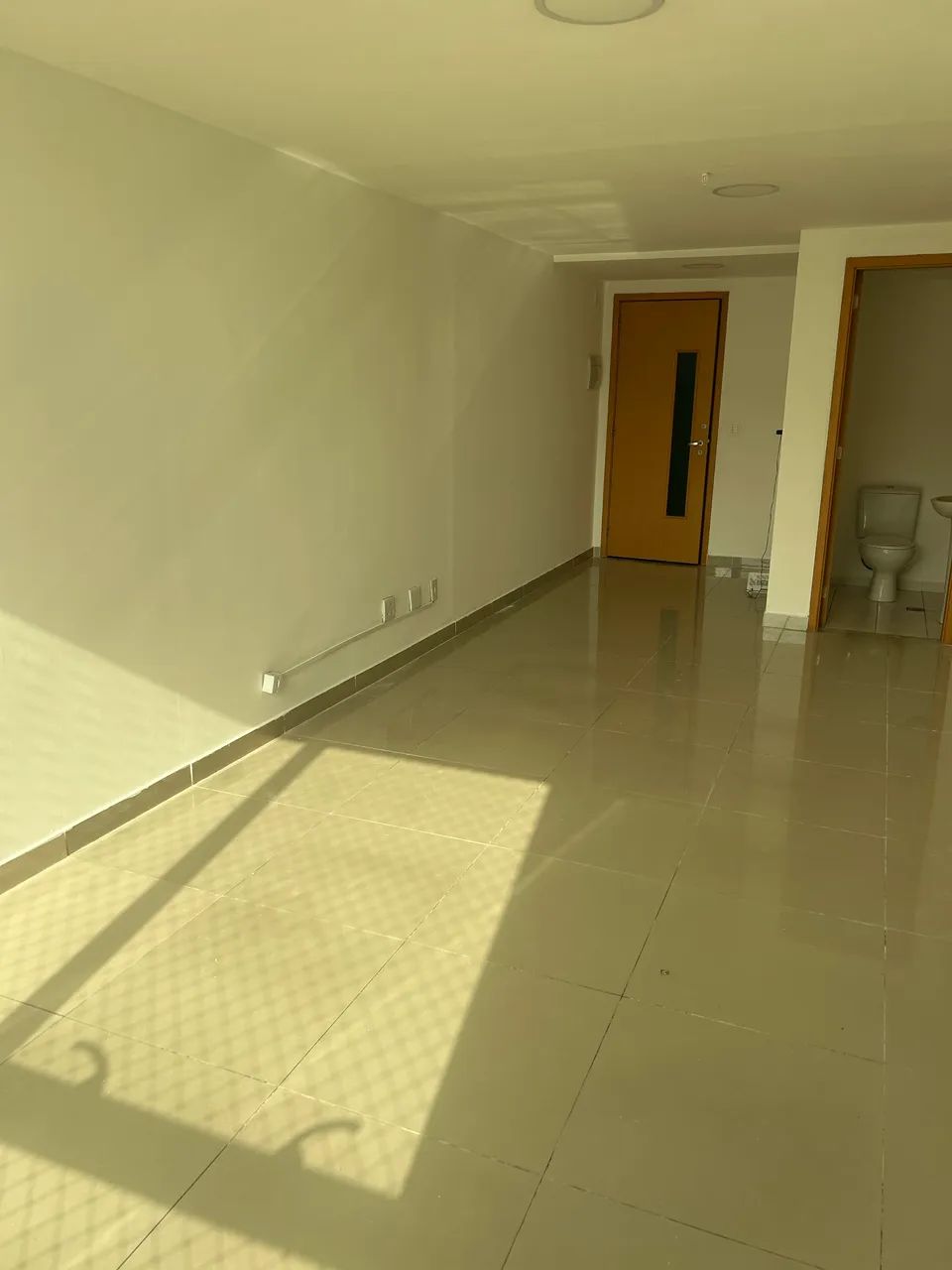 Sala Comercial à Venda - Rua Noronha Torrezão - Foto 5