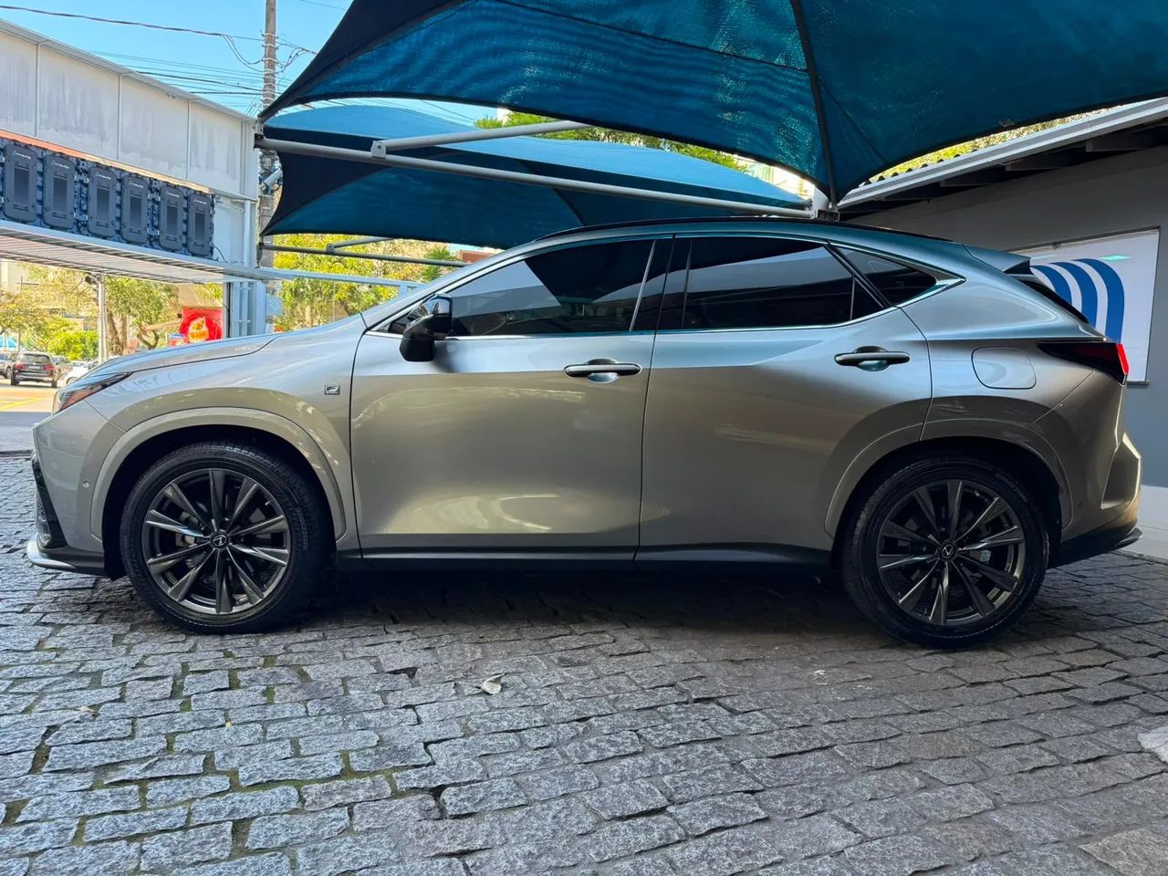 Lexus NX-350h F-sport 2.5 16V Aut. (hybrid), foto 2 de 11