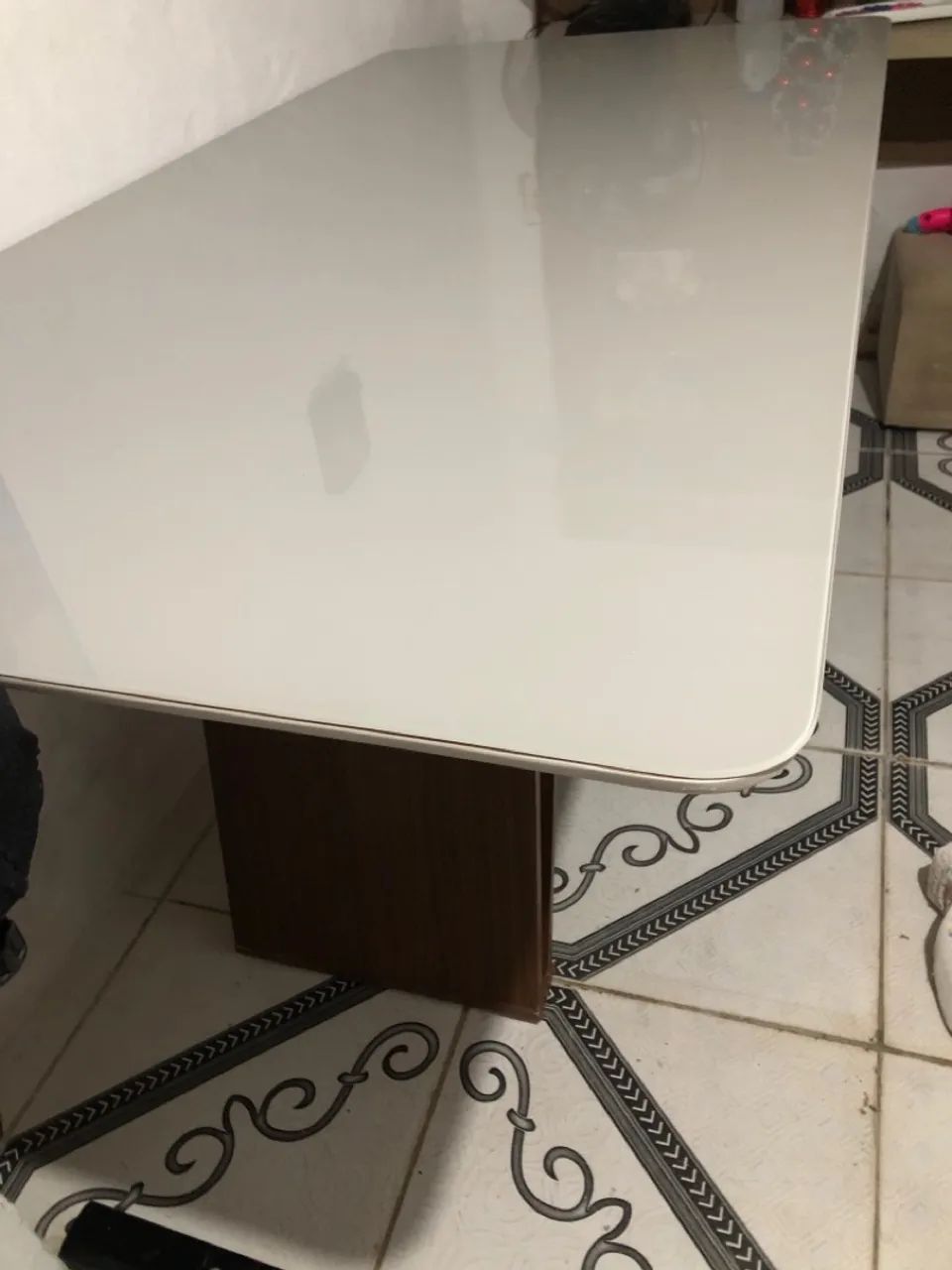 Vendo só a mesa de vidro com madeira bem conservada  - Foto 5