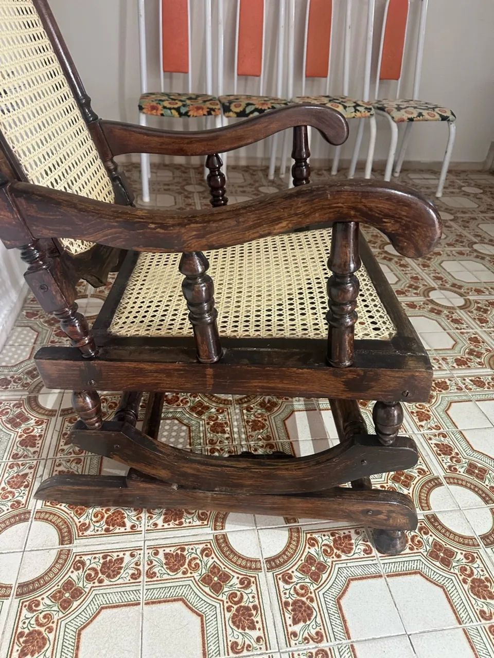 Cadeira de balanço  - Foto 4
