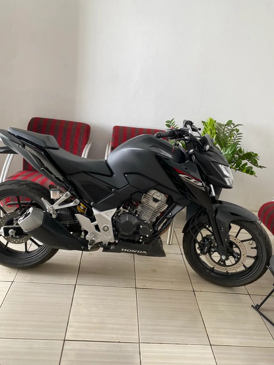 Cb300F