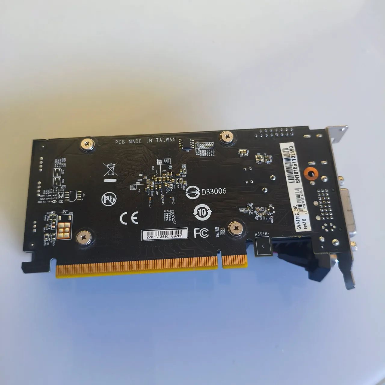 Placa de vídeo GT 710 2gb