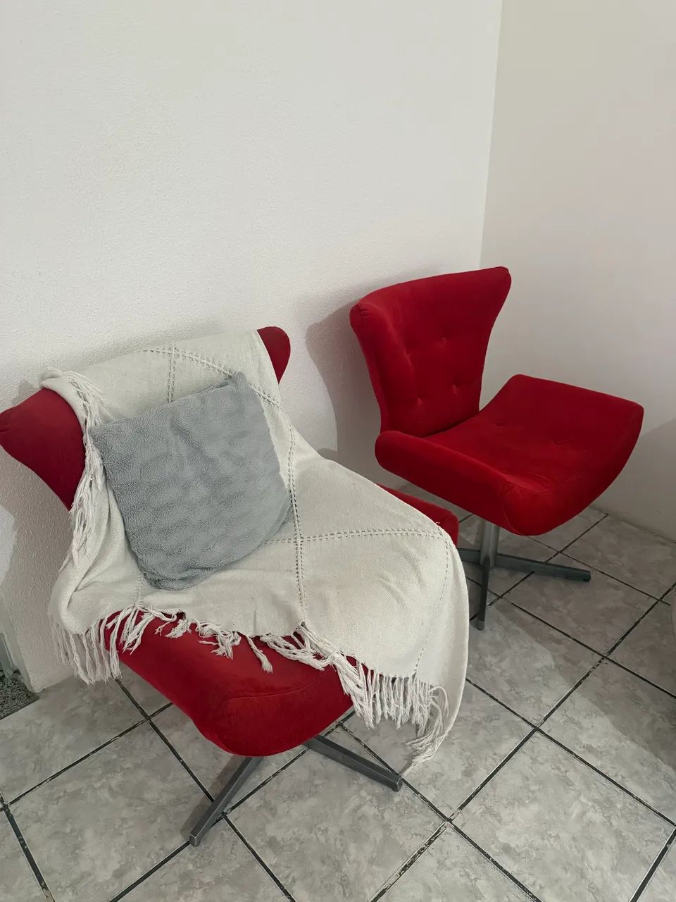 Duas Poltrona giratória com preço de uma ! - Foto 4